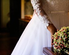 Nie wpuścili mojej mamy na wesele, bo złamała nasz dress code. Powiedziała, że nie miała pieniędzy, a ja uznałam, że to wyłącznie jej problem