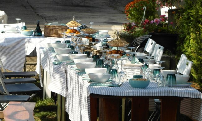 Organizacja imprezy może Was słono kosztować. Z kim możemy spędzać domówkę, żeby nie dostać mandatu?