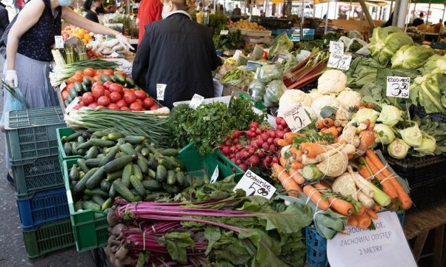Za warzywa i owoce trzeba zapłacić dużo więcej. Źródło: poznan.wyborcza.pl