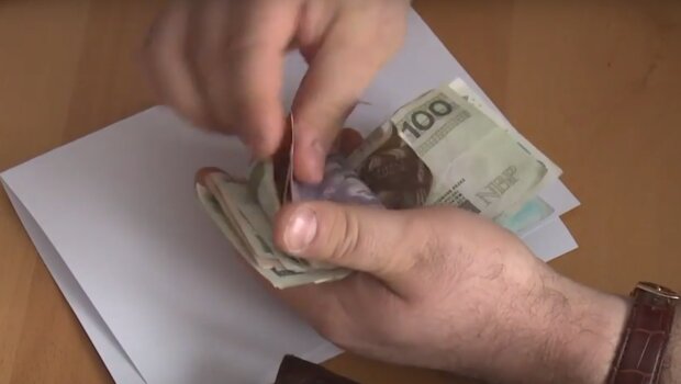 Pieniądze. Źródło: Youtube infoWire.pl