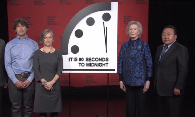 Zegar zagłady/YouTube @Komputer Swiat