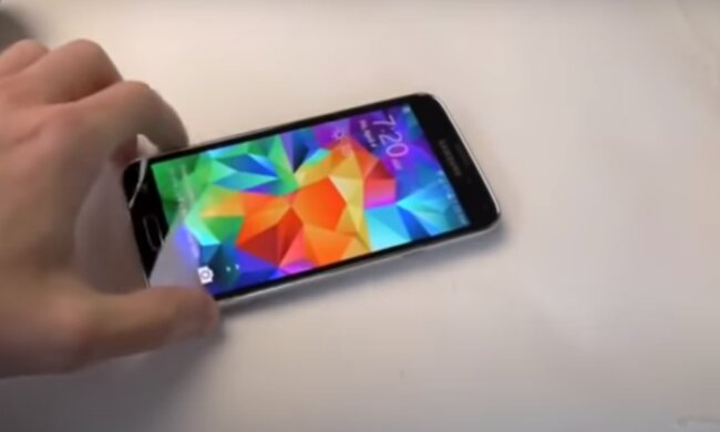 Telefon/YouTube @determinat0rR
