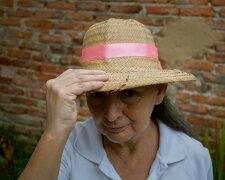 Z życia wzięte. "Wróciłam do kraju po latach ciężkiej pracy": Dzieci nawet nie wpuściły mnie do domu