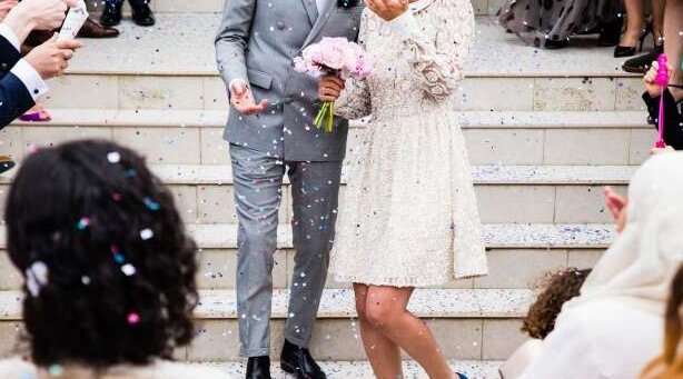 Koronawirus na weselu. Źródło: msn.com