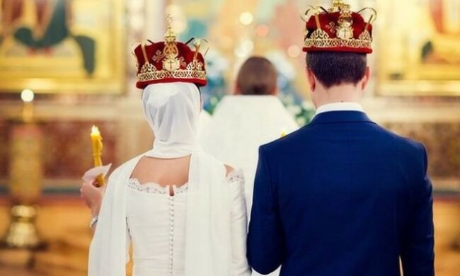 Data zawarcia małżeństwa powie ci o jego losach. U mnie sprawdziło się w 100%