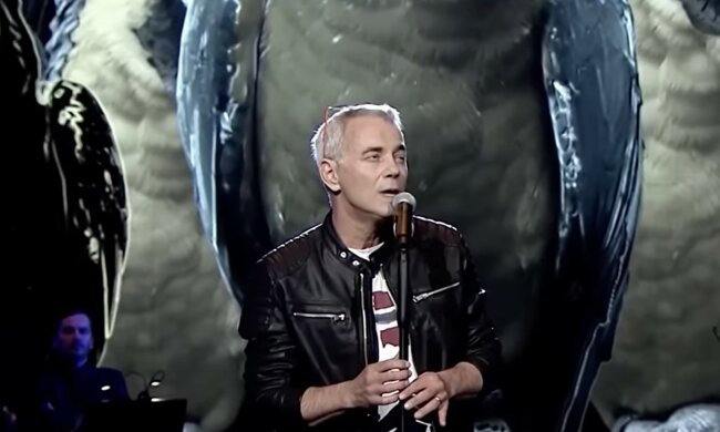 Robert Janowski szczerze o pracy w TVP. Co się dzieje na planie "The Voice Senior"