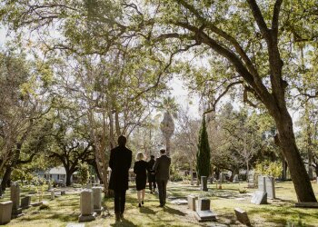 rodzina na pogrzebie @pexels