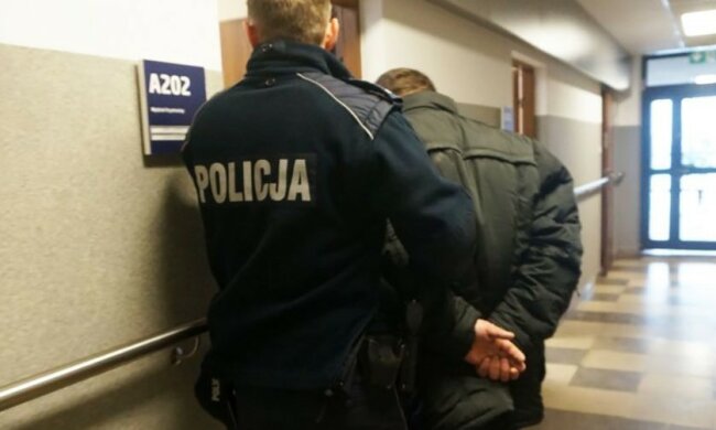 Policja zatrzymywała go 4 razy w ciągu jednego dnia! Za każdym razem mieli inny powód!