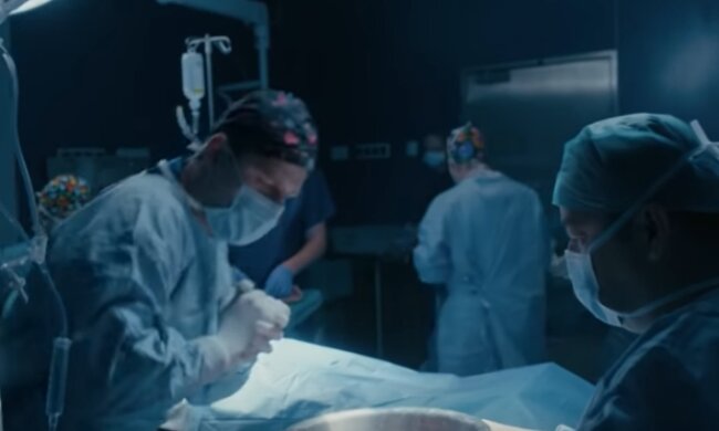 Lekarze. Źródło: Youtube