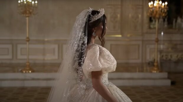 Panna młoda / YouTube: Vladiyan Royal Dresses