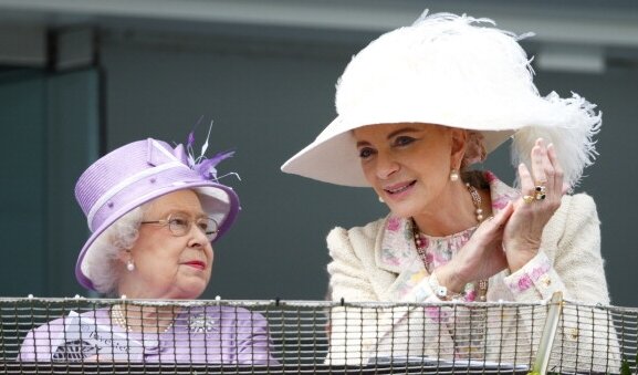Księżna Michael z Kentu i królowa Elżbieta II. Źródło: us.hellomagazine.com
