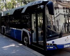 Kraków: kolejne ulepszenia w MPK za prawie 3 mln. Dostarczono kolejne trzy autobusy, które spełniają najwyższa europejską normę
