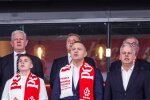 Karol Nawrocki na meczu polskiej kadry/Instagram @Łączy nad piłka
