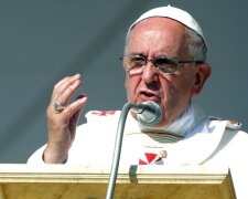 Papież Franciszek zareagował na ceny pogrzebów w jednej z parafii w Polsce. Odpowiedział na wysłany przez parafian list