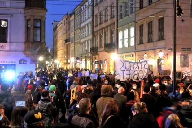 Kraków: dzisiaj kolejna blokada miasta w ramach tzw. strajku kobiet. Wiadomo, które miejsca będą dzisiaj zakorkowane