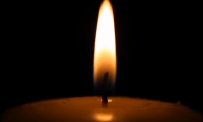 Świeca, śmierć. Źródło: Youtube Vicki Davis