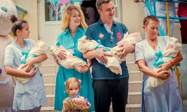 urodziła pięcioro dzieci, screen Google