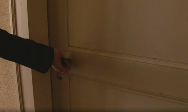 Nabyli stary dwór nadający się do remontu. Ich odkrycie po rozpoczęciu prac wzbudziło sensację