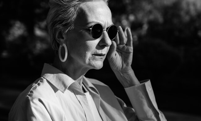 Z życia wzięte. "Moja dorosła córka wyciska ze mnie pieniądze jak z cytryny": Nie pracuje, bo jej się nie chce, a wciąż ma coraz więcej wymagań