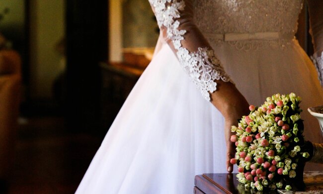 Nie wpuścili mojej mamy na wesele, bo złamała nasz dress code. Powiedziała, że nie miała pieniędzy, a ja uznałam, że to wyłącznie jej problem