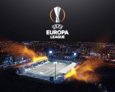 Losowanie par 1/16 Ligi Europy: Polscy piłkarze trafili na giganta! Czy mają jakieś szanse