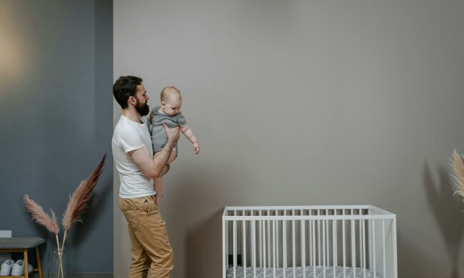 Z życia wzięte. "Mąż zażądał, żebym przyjęła jego dziecko z romansu": Zamiast tego spakowałam mu walizkę i wyrzuciłam go z domu z uśmiechem na twarzy