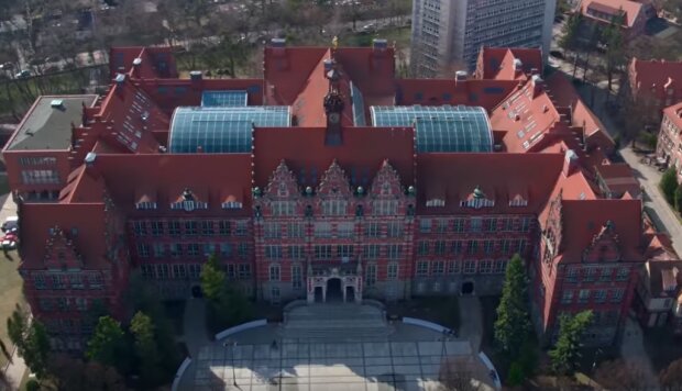 Gdańsk: zdarzenie na Politechnice Gdańskiej. Jeden z doktorantów trafił do szpitala z obrażeniami. Co się wydarzyło