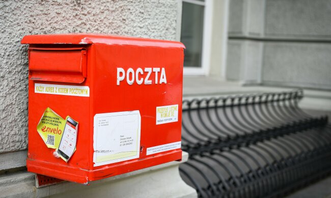 Emeryci powinni sprawdzić skrzynki. ZUS rozsyła miliony ważnych listów