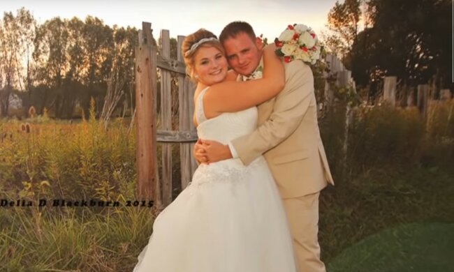 Para młoda/YT @Humankind