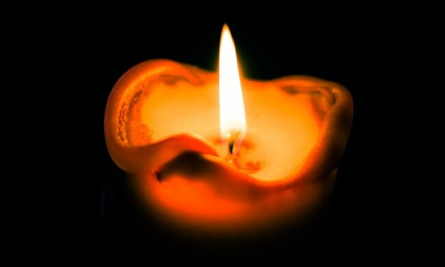 Zmarło cztermiesięczne dziecko z powodu COVId-19/screen Youtube