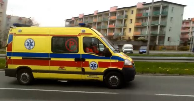 Ambulans/ Screen youtube