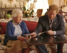 Królowa Elżbieta II i Książę Harry, screen Youtube @VOANews