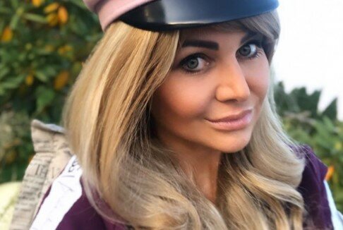 Detektyw Maja Rutkowski (Plich) zaskakuje swoich instagramowych obserwatorów nowym wizerunkiem. Po kolorowym szaleństwie nie ma już śladu