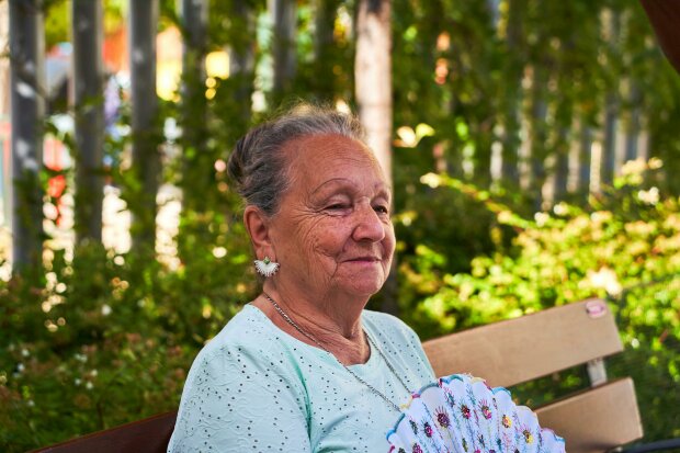 Z życia wzięte. "Matka codziennie powtarza, że jest jej źle": Moja siostra już tego nie zniosła