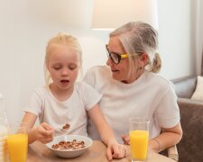 Z życia wzięte. "Moje dzieci traktują mnie jak darmową opiekunkę": Mam już dość ciągłego pilnowania wnuków
