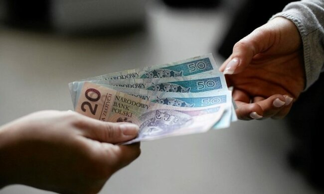 GUS podał najnowsze średnie wynagrodzenie w Polsce. Zarabiasz więcej?