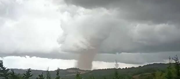 tornado, screen Youtube @euronews
