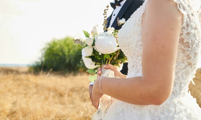 Z życia wzięte. "Zerwałam zaręczyny dwa tygodnie przed ślubem": To, co pokazała mi przyjaciółka, zmieniło wszystko