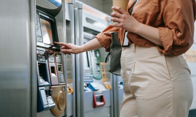 Popularny bank wydał ważny komunikat dla klientów. W niedzielę część usług przestanie działać
