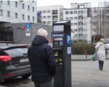 Kraków: kolejne ulice znalazły się w strefie płatnego parkowania. Będzie tam pobierana opłata. Wiadomo od kiedy