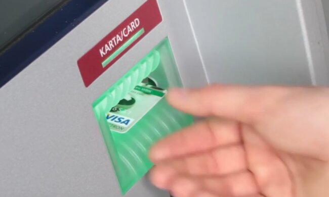 Użytkownicy konkretnych bankomatów muszą się przygotować na utrudnienia. Może być problem z wypłatą gotówki