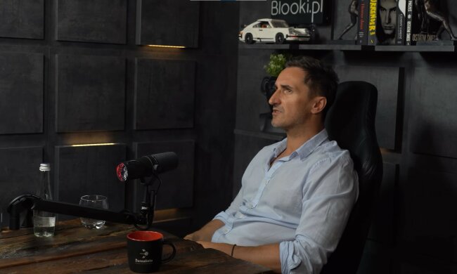 Sebastian Karpiel-Bułecki, screen Youtube @zurnalistapl