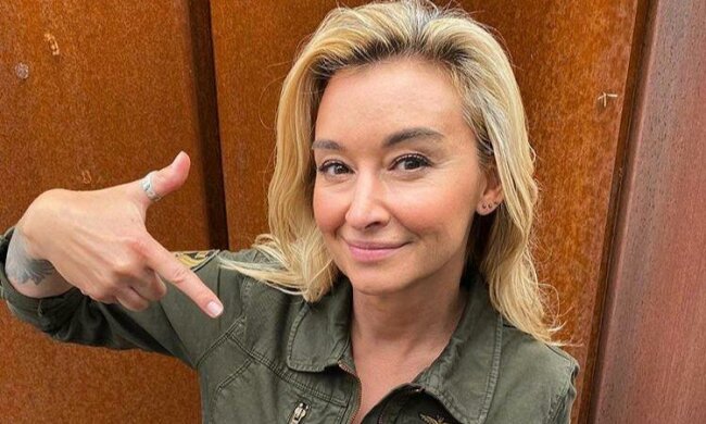 Martyna Wojciechowska zaprezentowała swoje domowe biuro. Fani zwrócili jednak uwagę na jej włosy