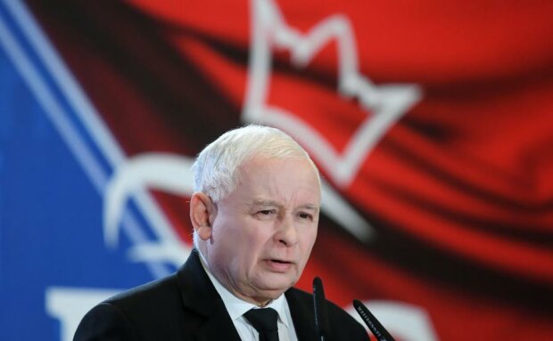 To zdjęcie Jarosława Kaczyńskiego zawojowało polski internet! Prezes przekonuje, że to tylko fotomontaż