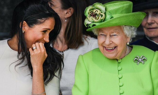 Meghan Markle, królowa Elżbieta II/Youtube @Fabulous Magazine
