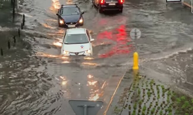 Jedno z polskich miast niemal znikło pod wodą. Porażające zdjęcia zalanych ulic i podtopionych budynków. Mieszkańcy są zrozpaczeni