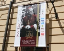 Kraków: otwarto specjalną wystawę upamiętniającą niezwykłego Polaka. Co można zobaczyć?