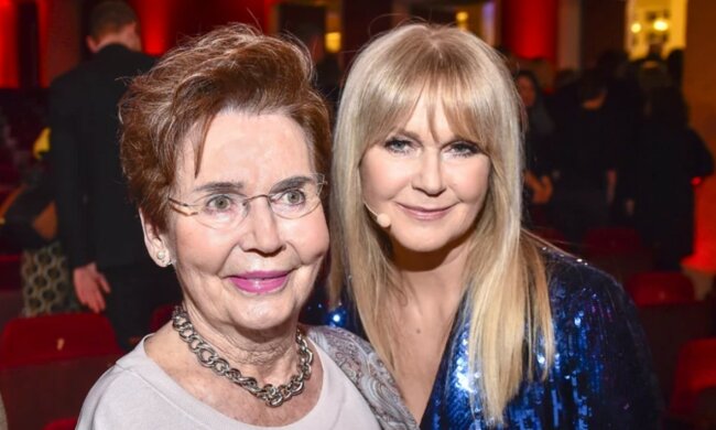 Telewizyjna "Dwójka" ma swój okrągły jubileusz. Jakie gwiazdy przewinęły się przez stację w ciągu tych 50 lat