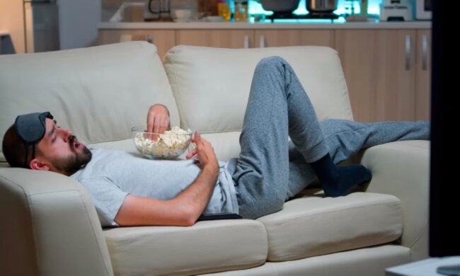 Mężczyna/YouTube @Ploteczki