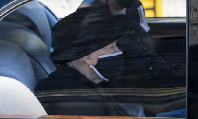 Królowa Elżbieta II/YouTube @ TV STUDIO Chrzanów